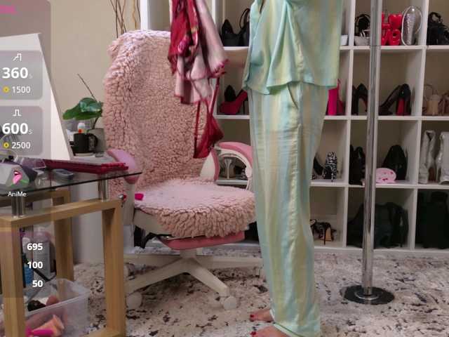 BaditaLuna live cam on BongaCams