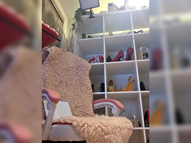 BaditaLuna's BongaCams show and profile