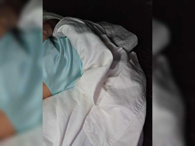 BaditaLuna live cam on BongaCams