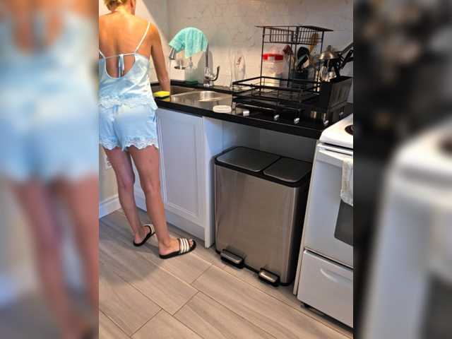 BaditaLuna live webcam show