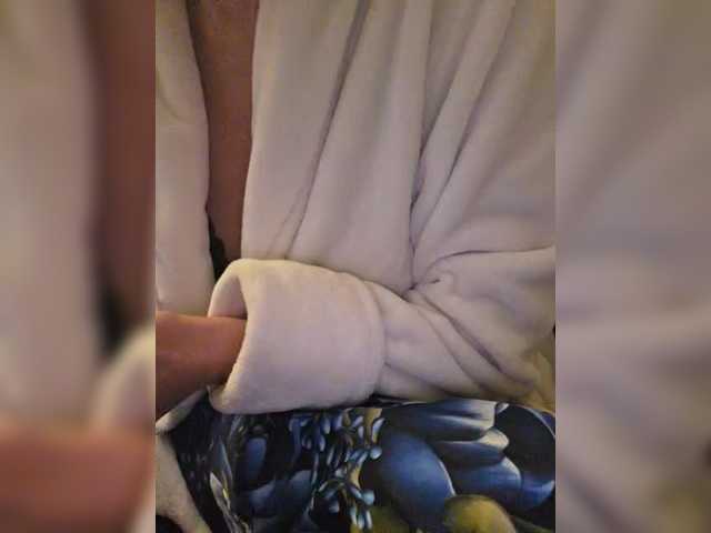 BaditaLuna live cam on BongaCams
