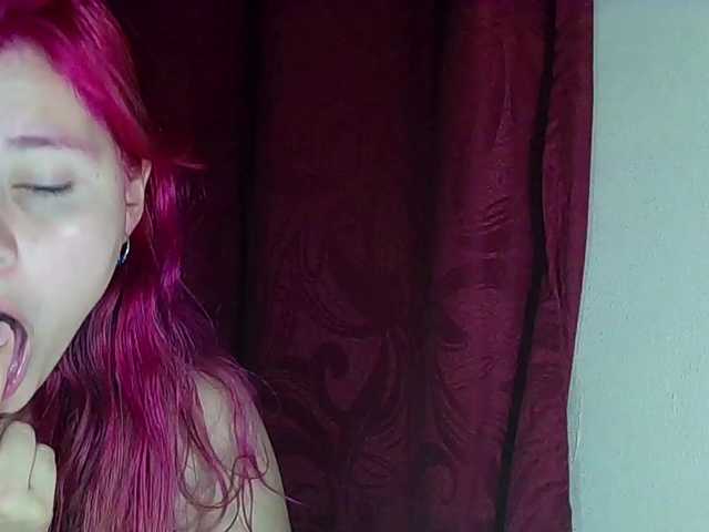 Elith20 live cam on BongaCams