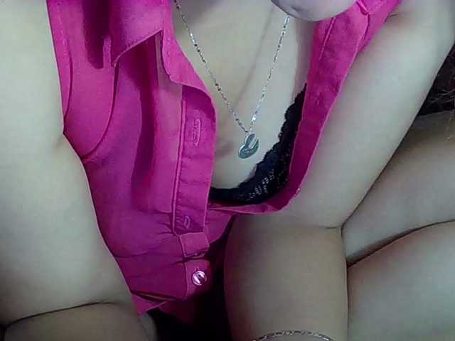 StarEli live cam preview