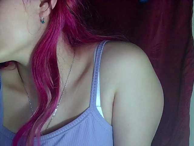 Elith20 live cam on BongaCams