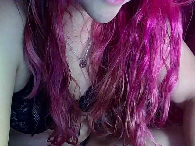 Elith20 live cam on BongaCams