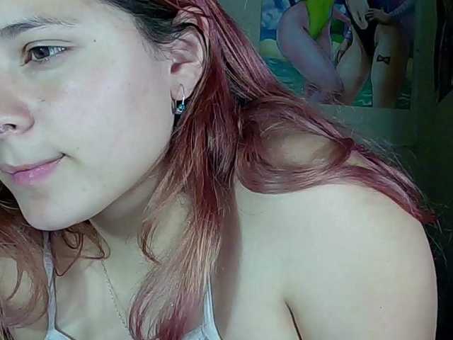 le modèle StarEli est en webcam porno dans un show sur le site bongacams, il possède les tags suivants: Latino/Hispanic,Redhead,Trimmed
