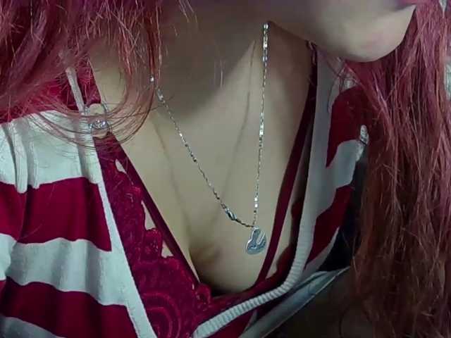 Elith20, en directo ahora en BongaCams
