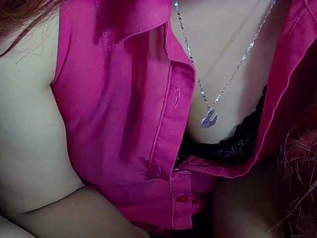 StarEli live cam preview