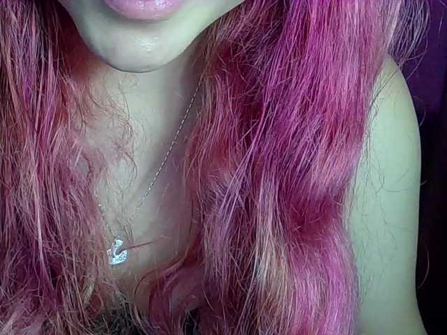 Elith20 live cam on BongaCams