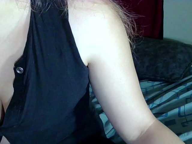 Elith20 live cam on BongaCams