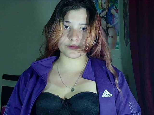 Elith20 live cam on BongaCams