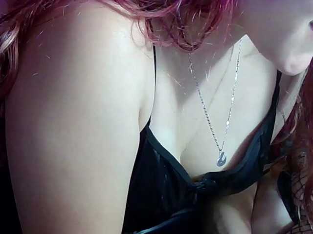 Elith20 live cam on BongaCams