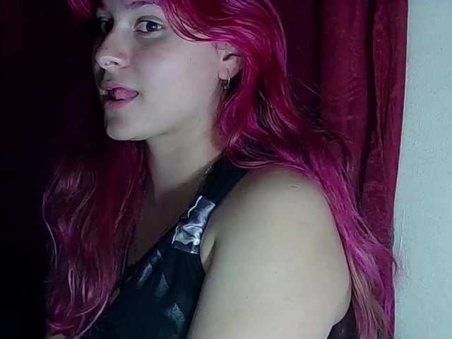 Elith20 live cam on BongaCams
