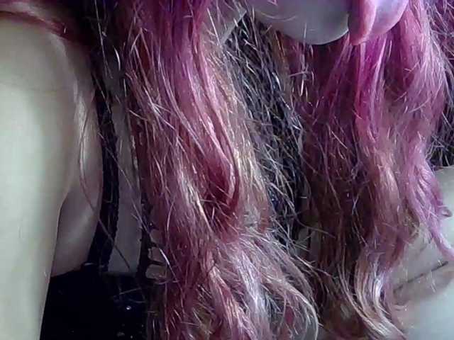StarEli live cam preview