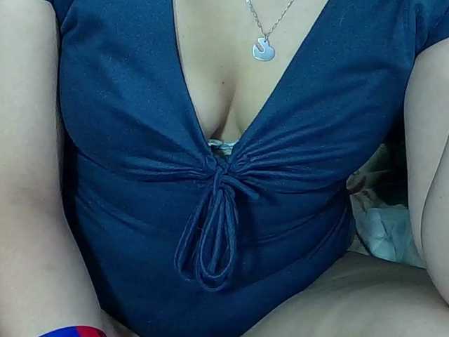 Elith20's BongaCams show and profile