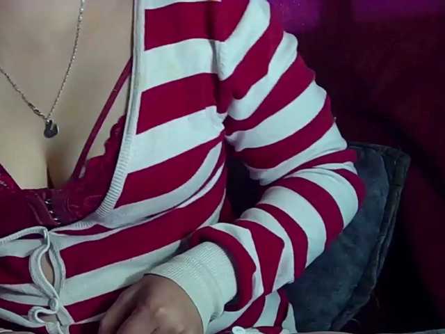 Elith20, en directo ahora en BongaCams