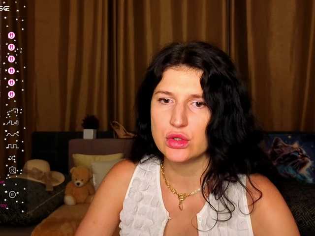 AliannaSoloKisses