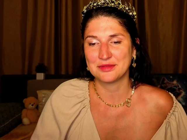 AliannaSoloKisses live cam on BongaCams