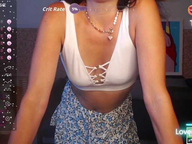 AliannaSoloKisses live cam on BongaCams