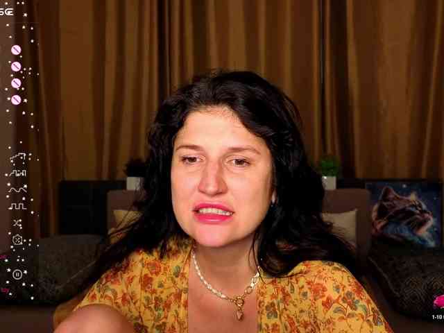 AliannaSoloKisses webcam