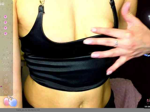 AliannaSoloKisses webcam