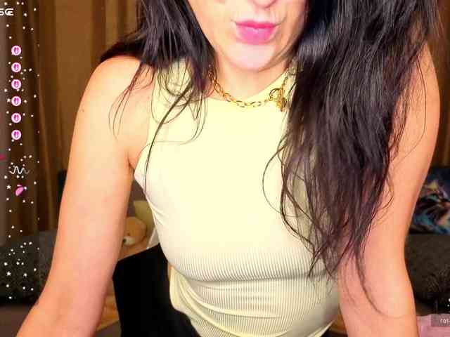 AliannaSoloKisses webcam