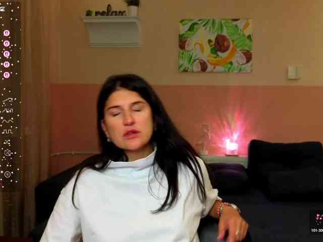 AliannaSoloKisses webcam