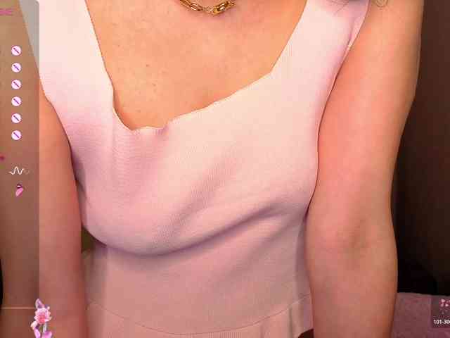 AliannaSoloKisses webcam