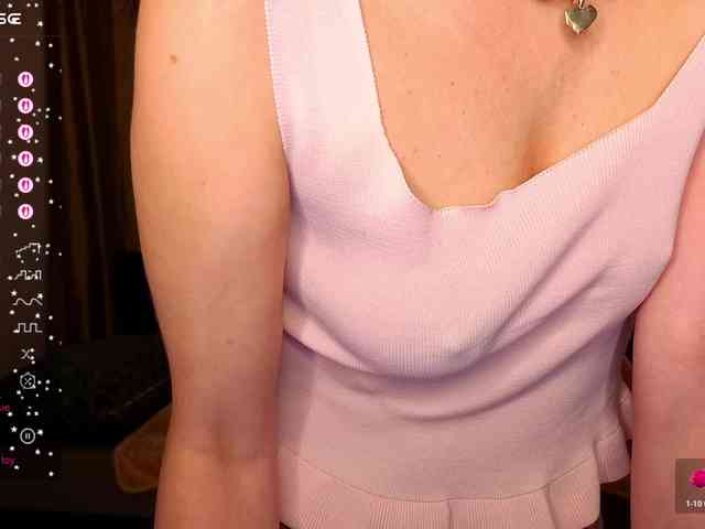 AliannaSoloKisses webcam