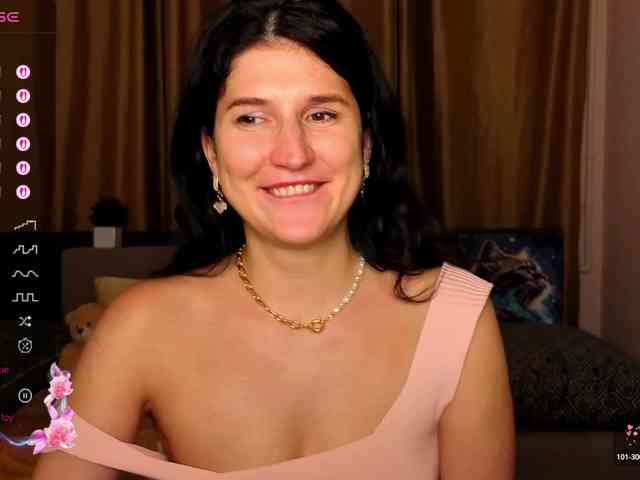 AliannaSoloKisses webcam
