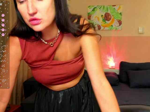 AliannaSoloKisses webcam