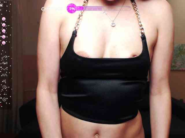 AliannaSoloKisses webcam