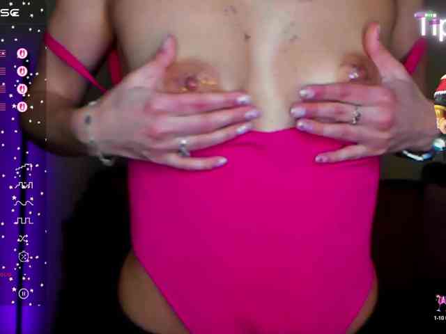 AliannaSoloKisses webcam