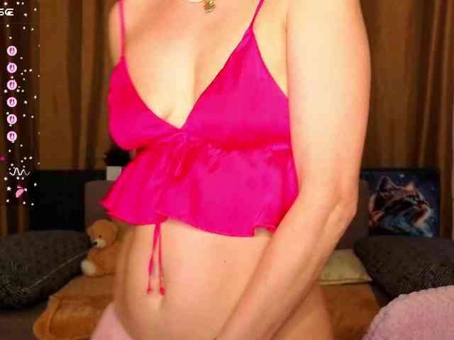 AliannaSoloKisses webcam