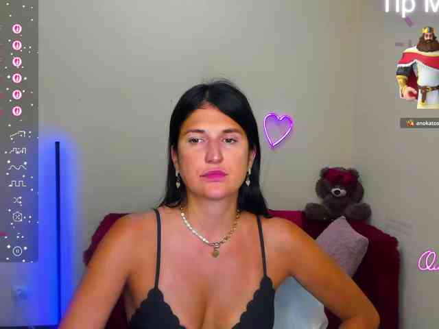 AliannaSoloKisses webcam