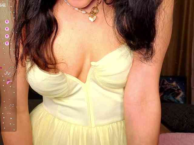 AliannaSoloKisses webcam