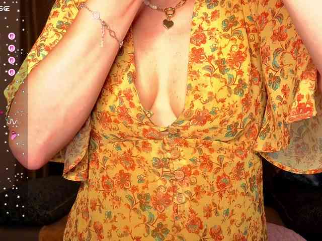 AliannaSoloKisses webcam