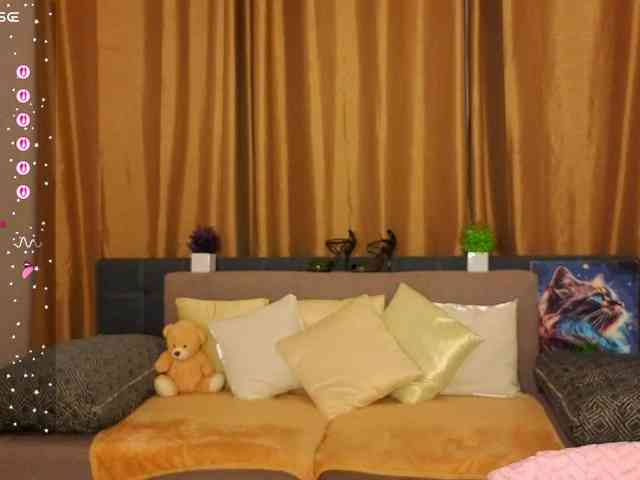 AliannaSoloKisses webcam