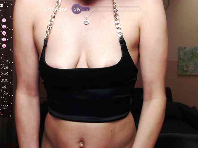 AliannaSoloKisses webcam