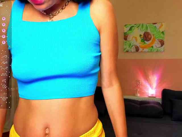 AliannaSoloKisses webcam
