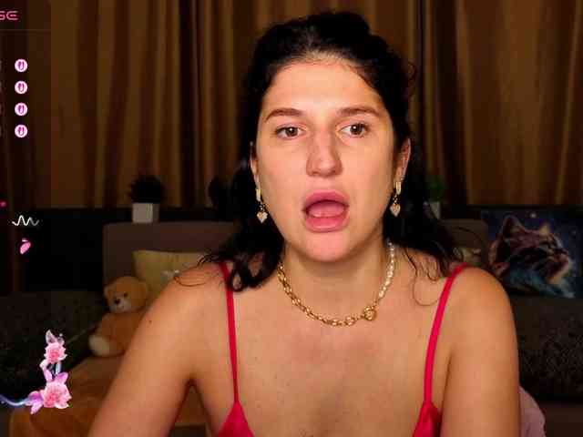 AliannaSoloKisses webcam