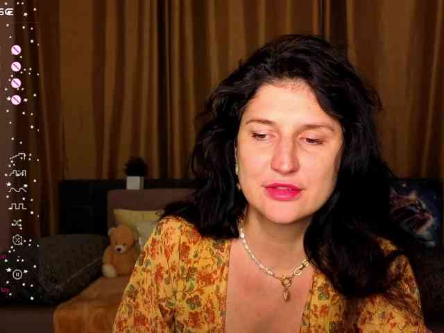 AliannaSoloKisses webcam