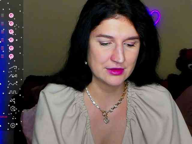 AliannaSoloKisses webcam