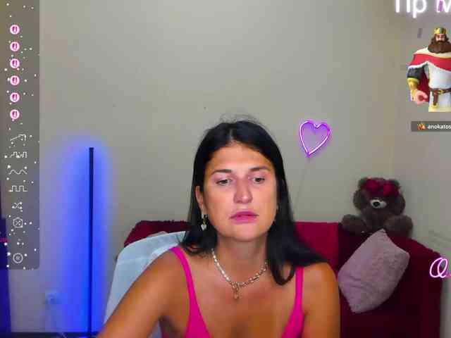 AliannaSoloKisses webcam