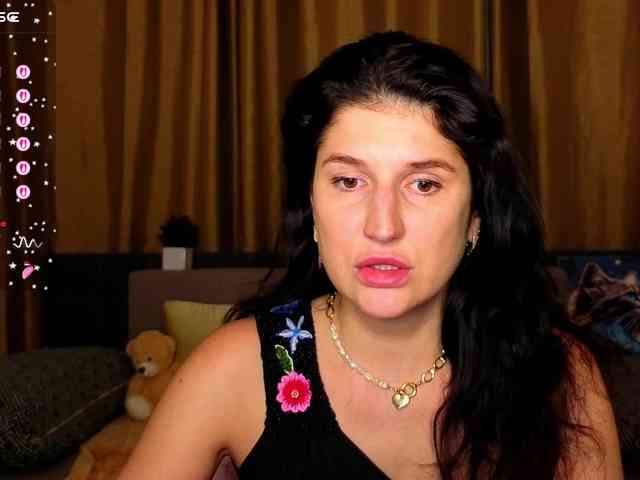 AliannaSoloKisses webcam