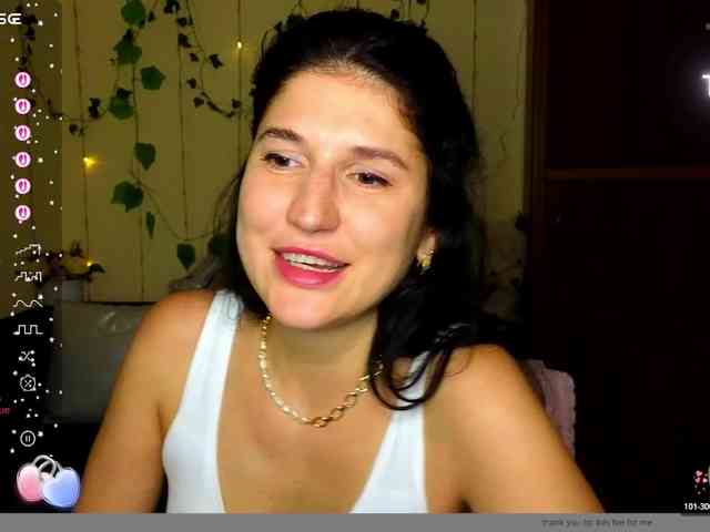 AliannaSoloKisses webcam