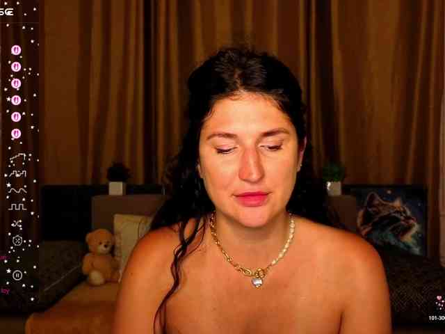 AliannaSoloKisses webcam