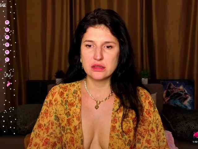 AliannaSoloKisses webcam