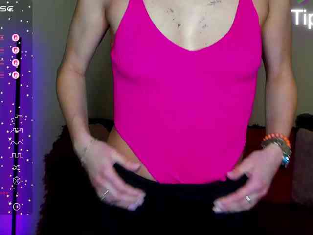 AliannaSoloKisses webcam