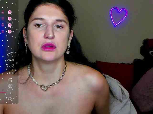 AliannaSoloKisses webcam